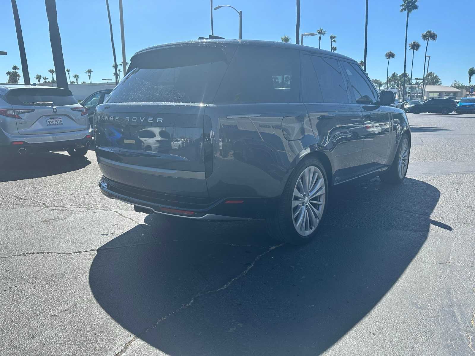 Thumbnail: 2025 Land Rover Range Rover - 5