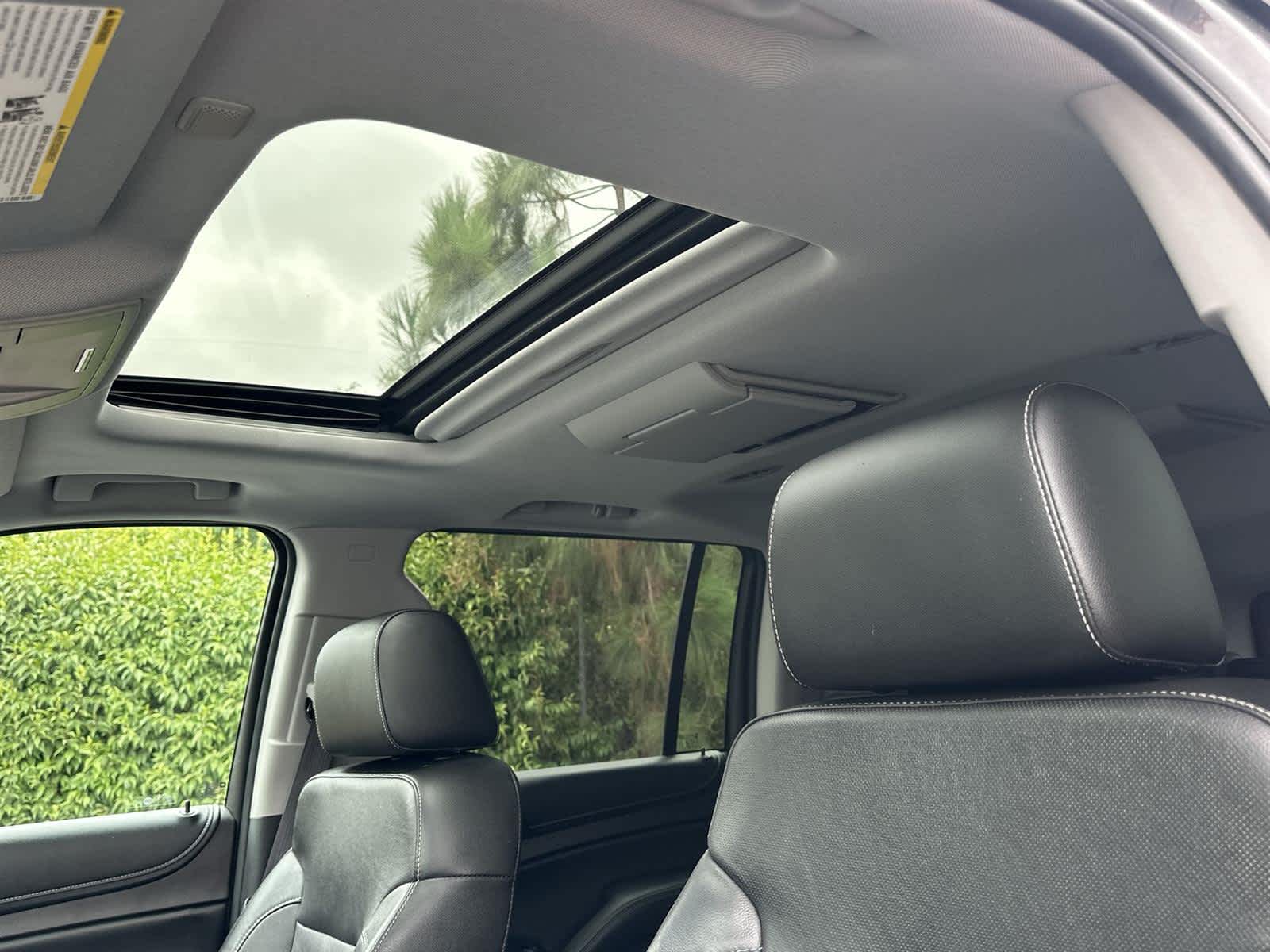 Thumbnail: 2016 Chevrolet Suburban - 31