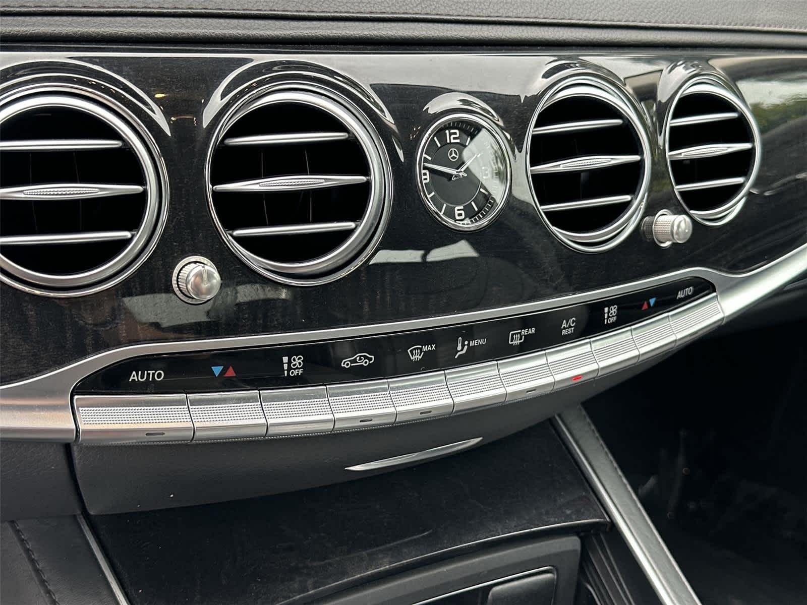 Thumbnail: 2020 Mercedes-Benz S-Class - 36