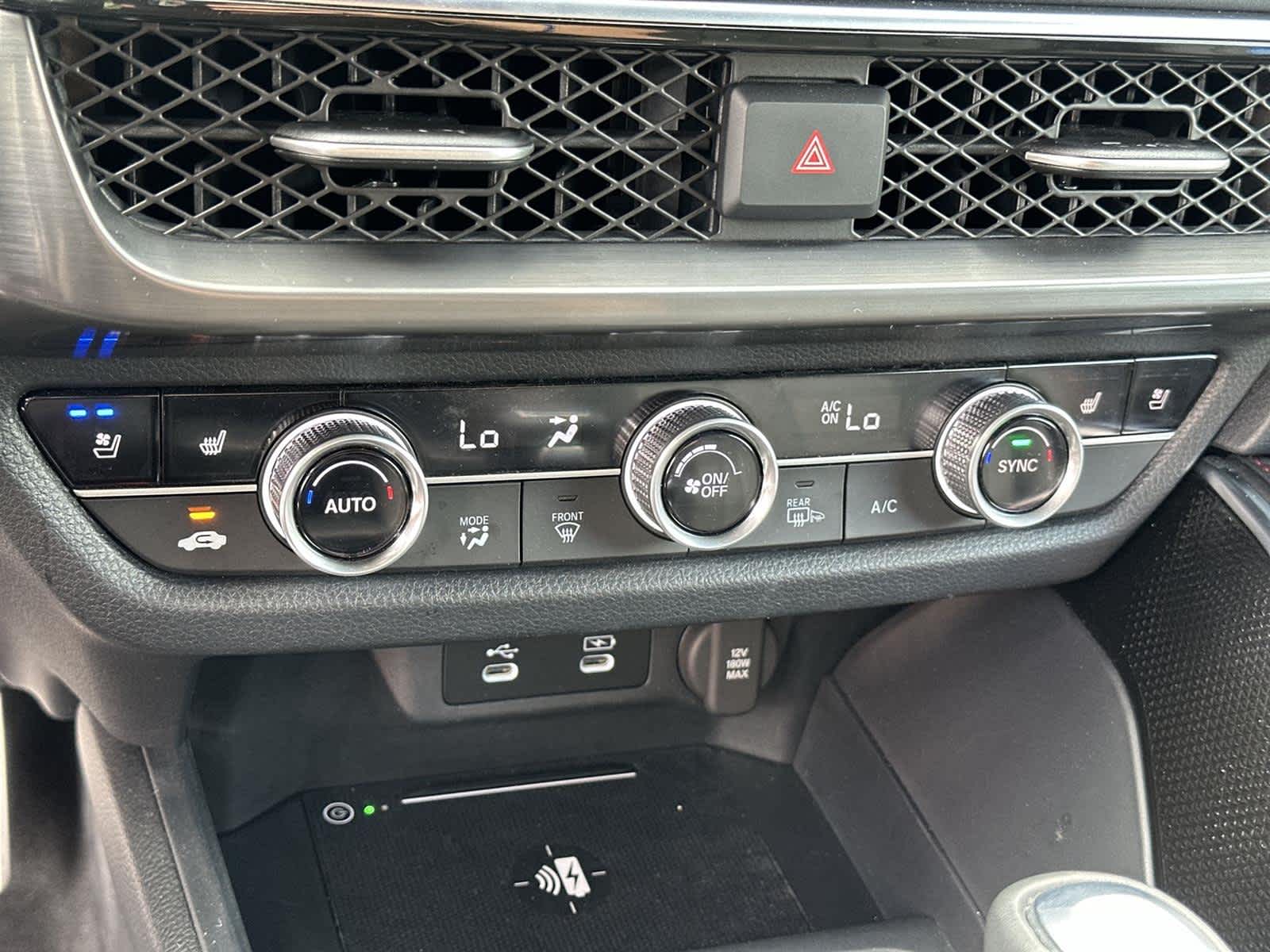 Thumbnail: 2025 Acura ADX - 28