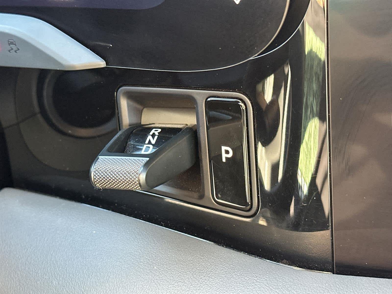 Thumbnail: 2023 Porsche Taycan - 18