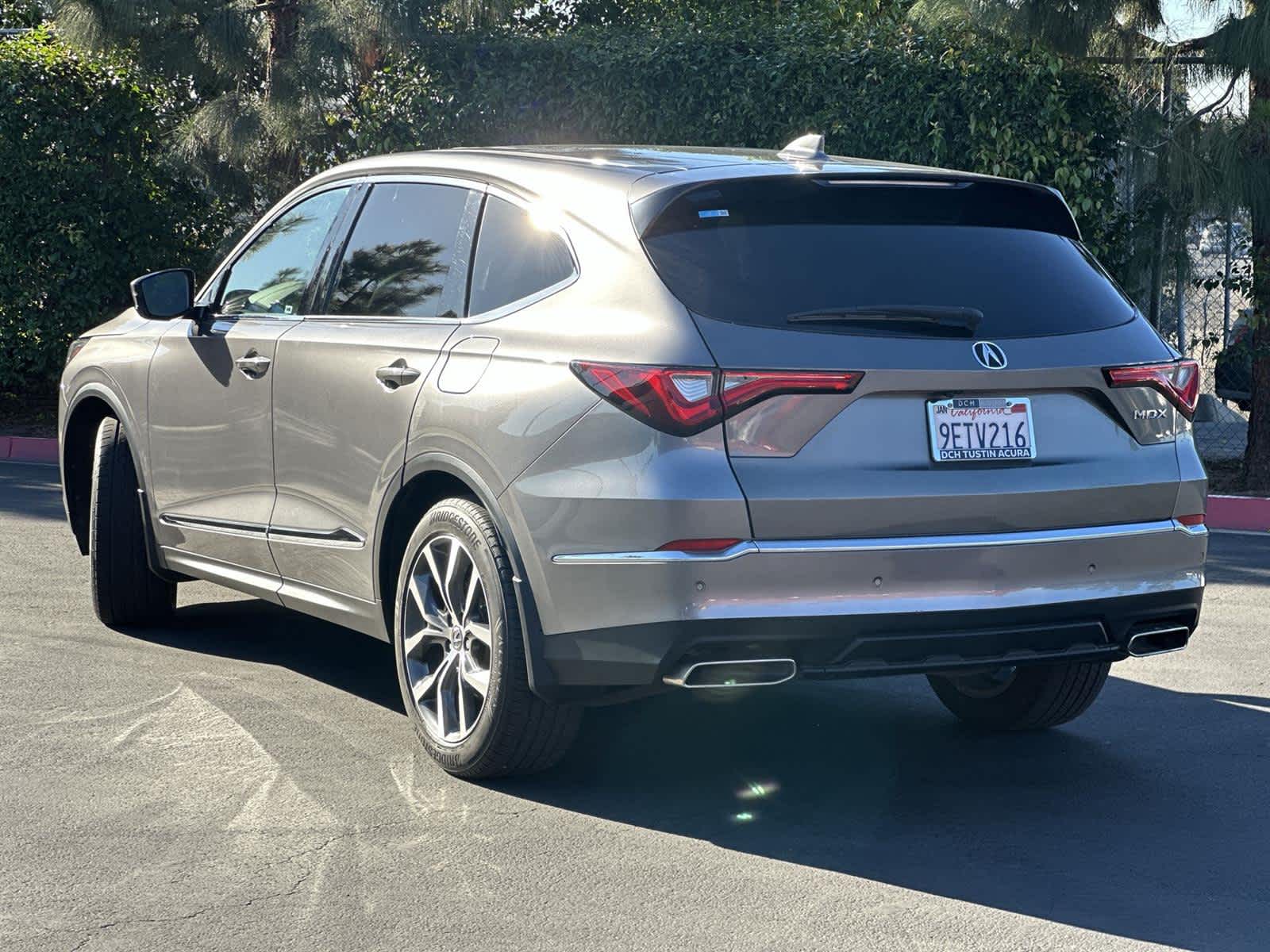 Thumbnail: 2023 Acura MDX - 4