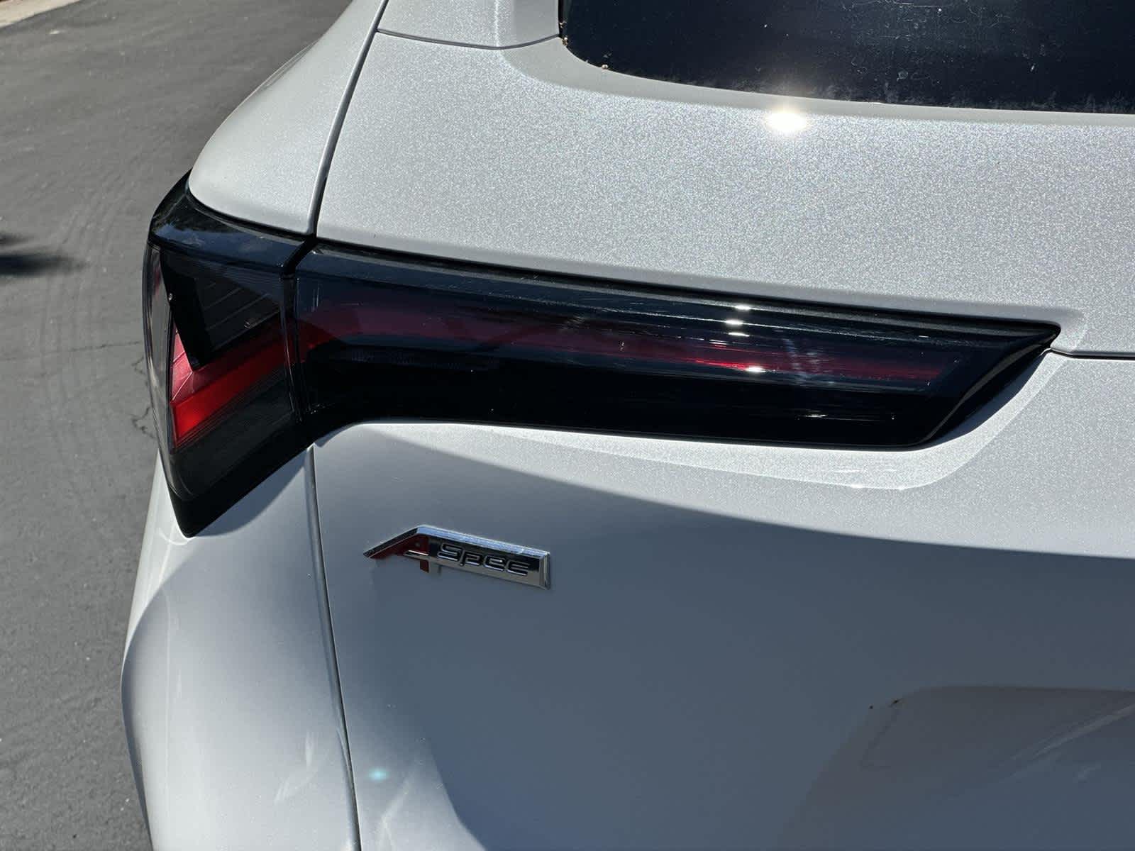 Thumbnail: 2025 Acura ADX - 8