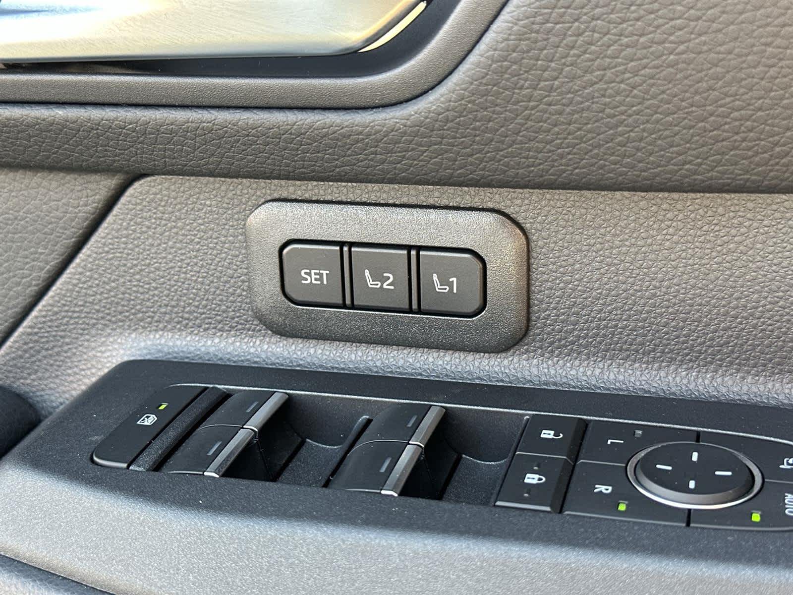 Thumbnail: 2024 Toyota Land Cruiser - 31