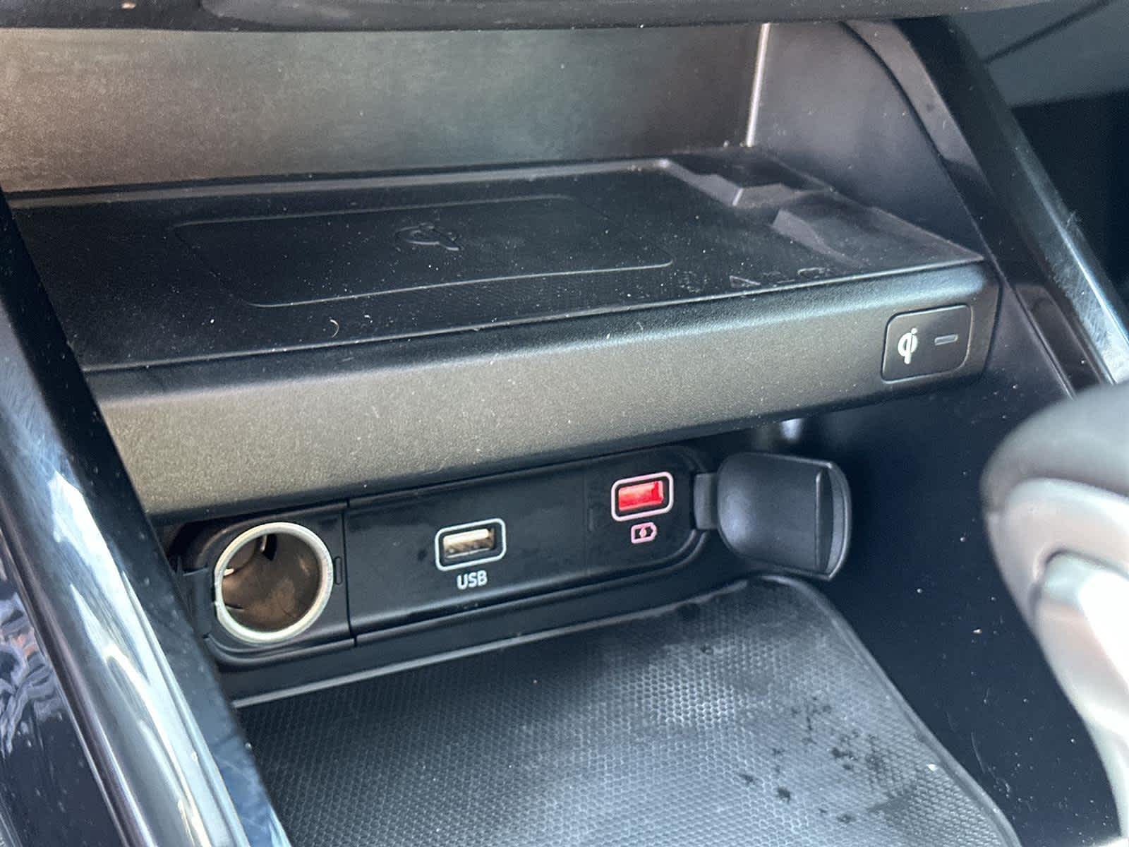 Thumbnail: 2022 Kia Forte - 26