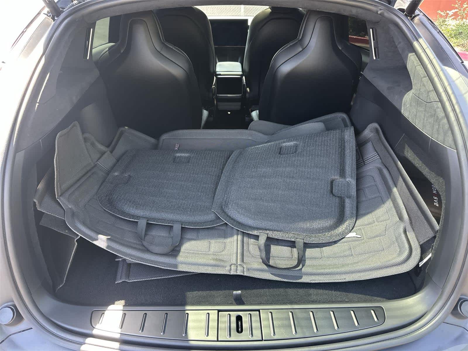 Thumbnail: 2024 Tesla Model X - 20