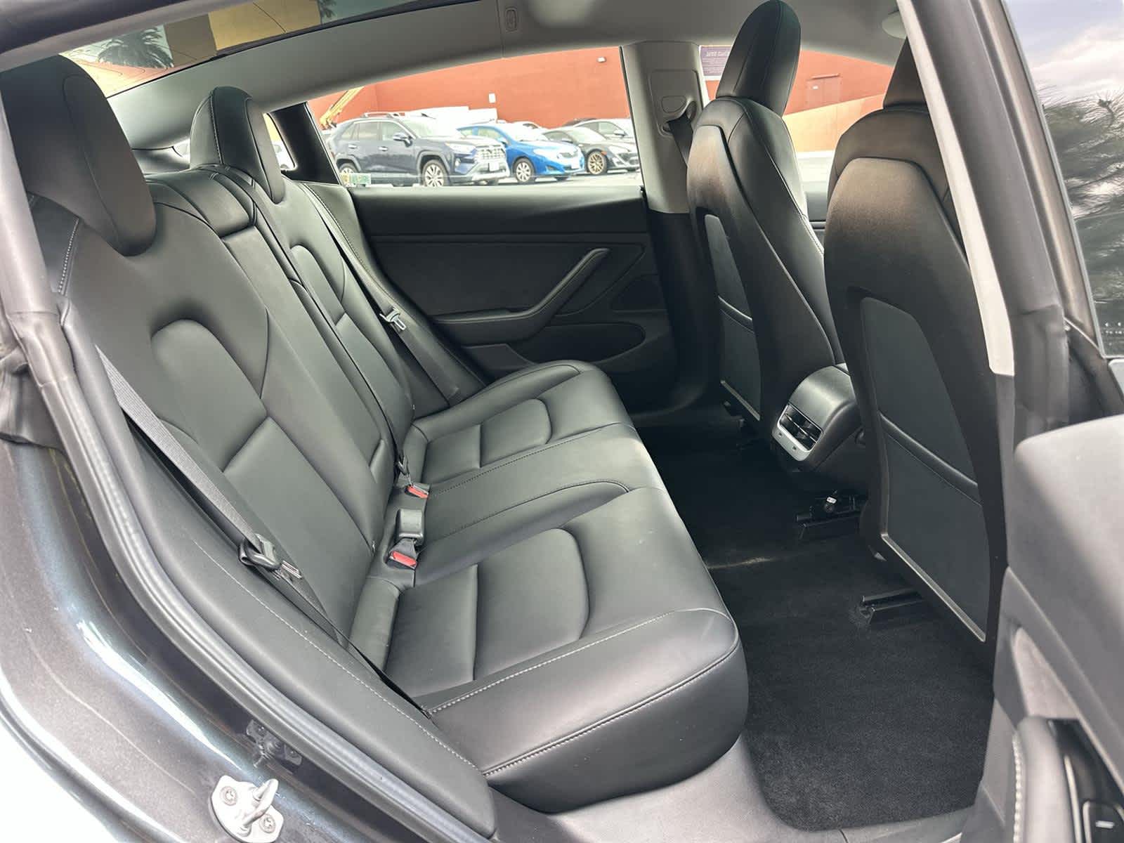 Thumbnail: 2019 Tesla Model 3 - 13