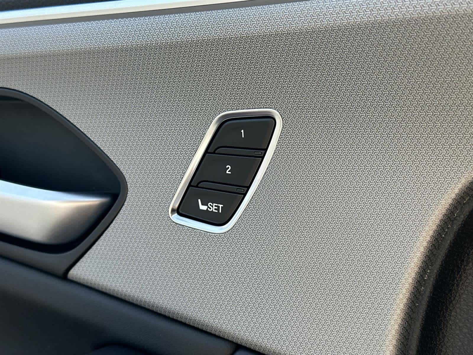 Thumbnail: 2025 Acura TLX - 31