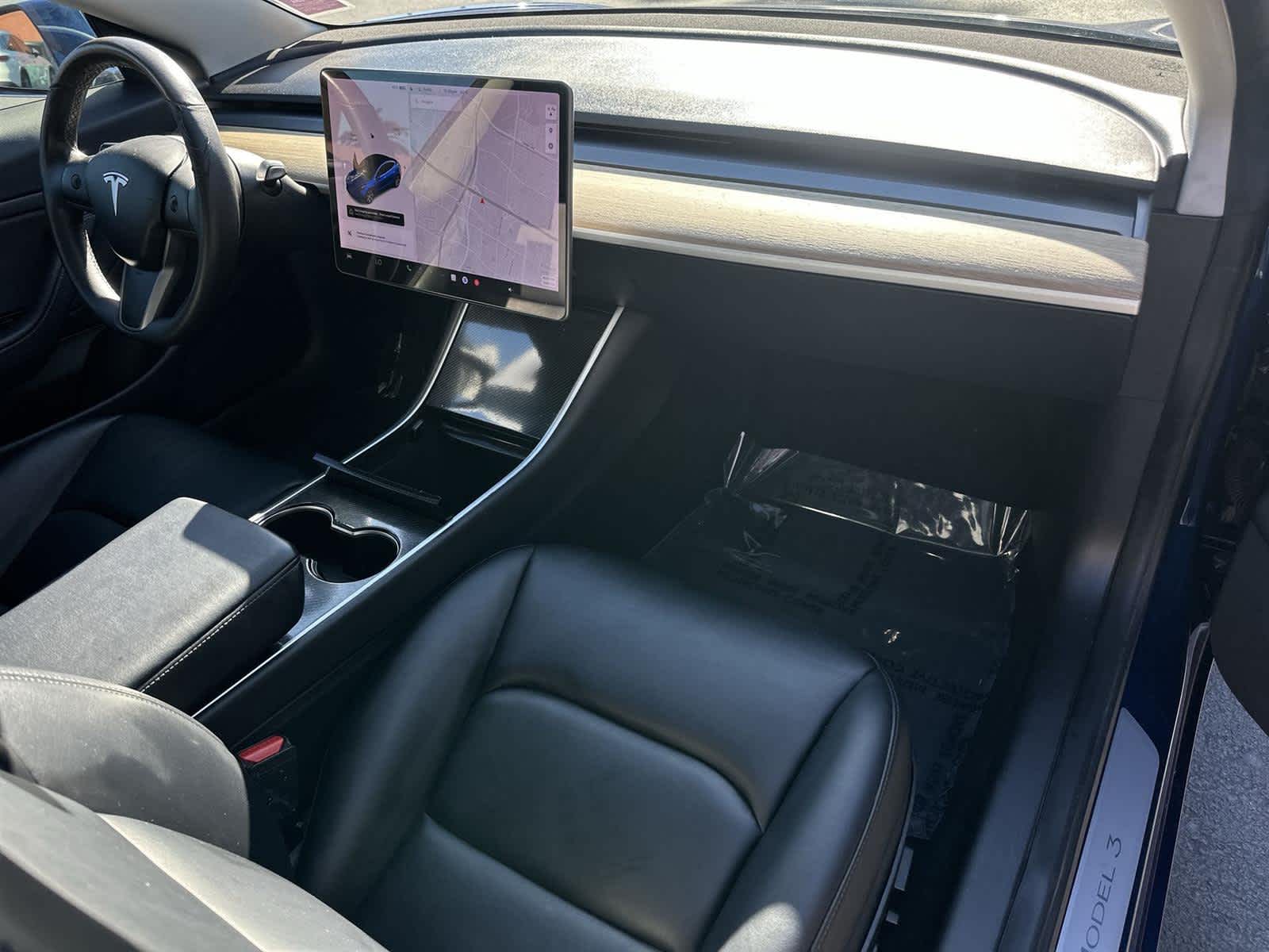 Thumbnail: 2019 Tesla Model 3 - 12