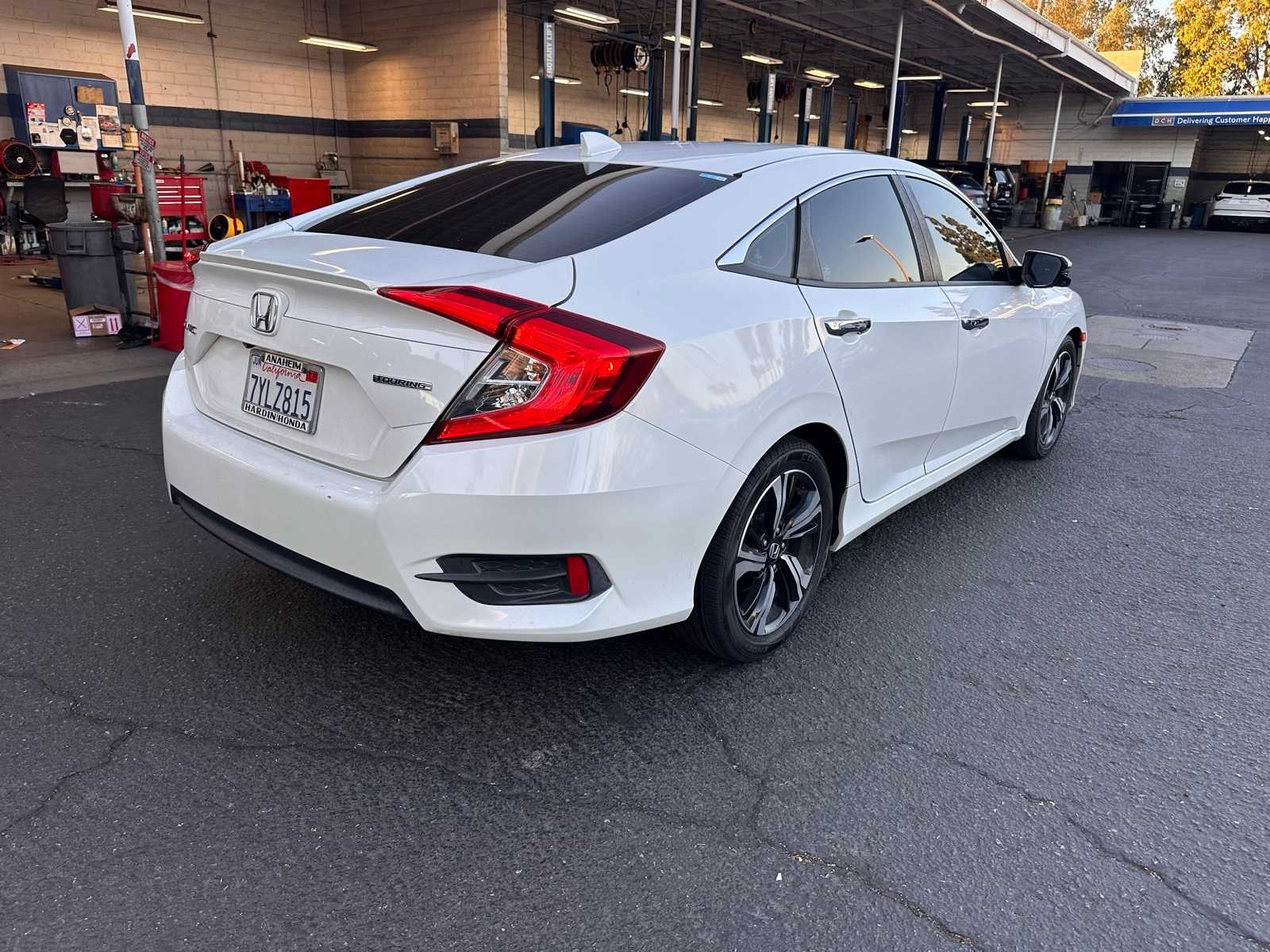 Thumbnail: 2017 Honda Civic - 5