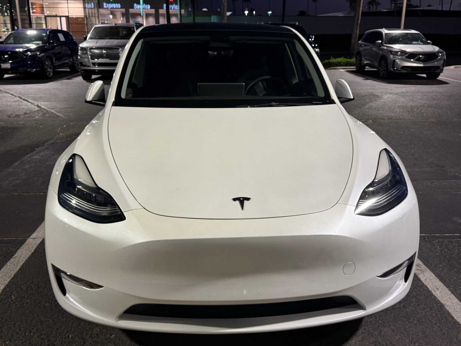 Thumbnail: 2023 Tesla Model Y - 8