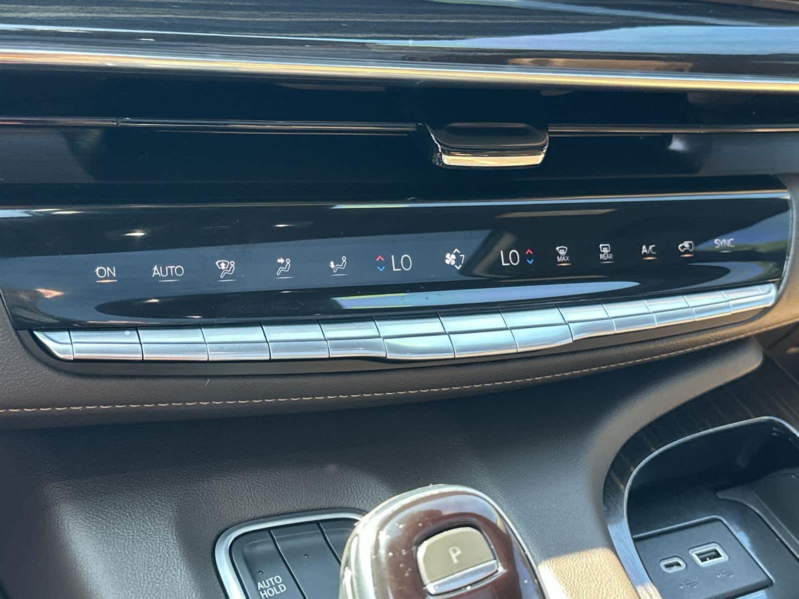 Thumbnail: 2022 Cadillac Escalade - 27