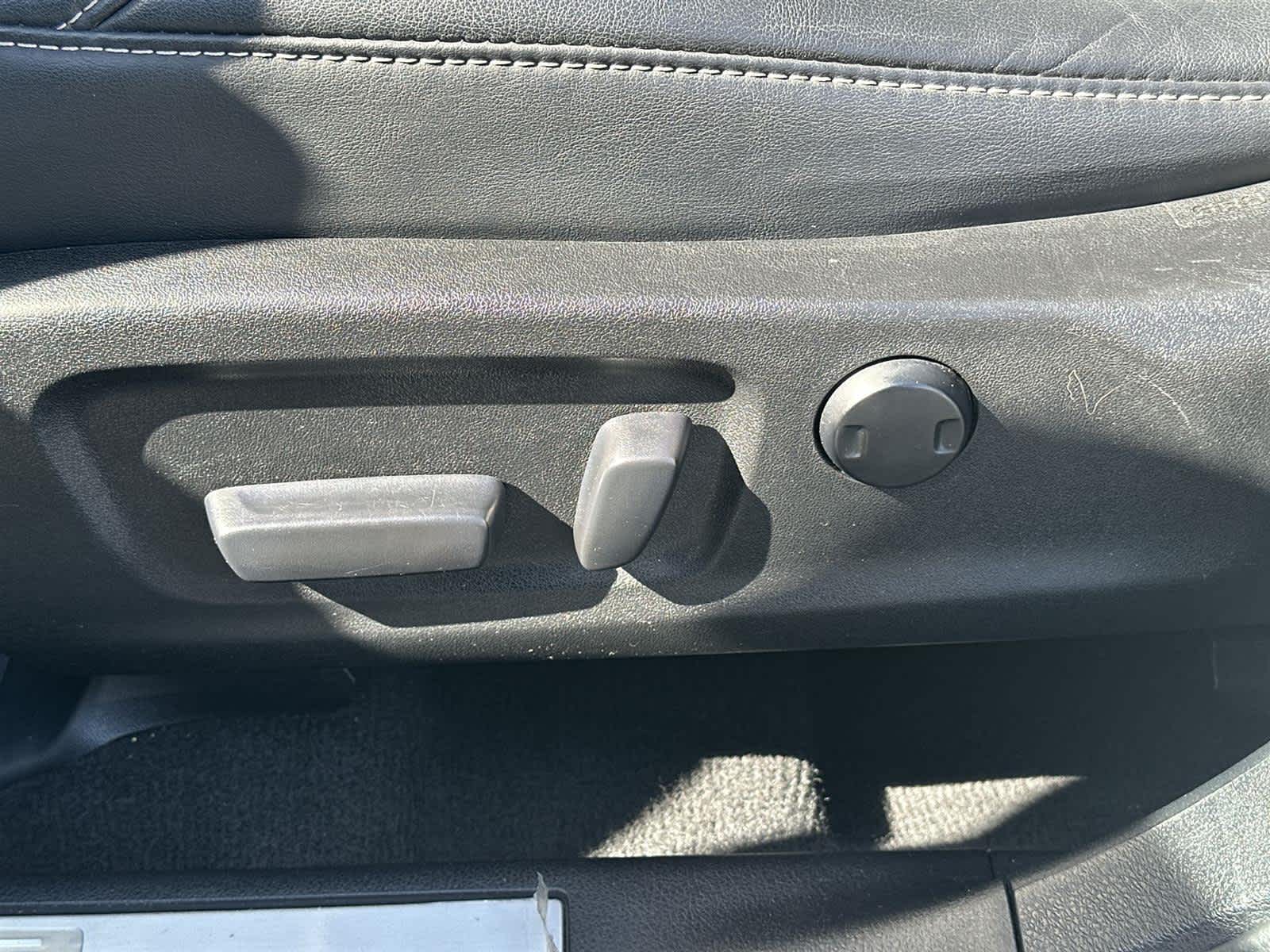 Thumbnail: 2016 Lexus RX - 23