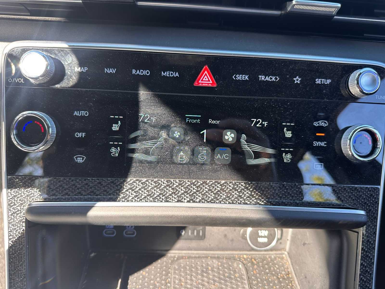 Thumbnail: 2026 Genesis GV80 - 16