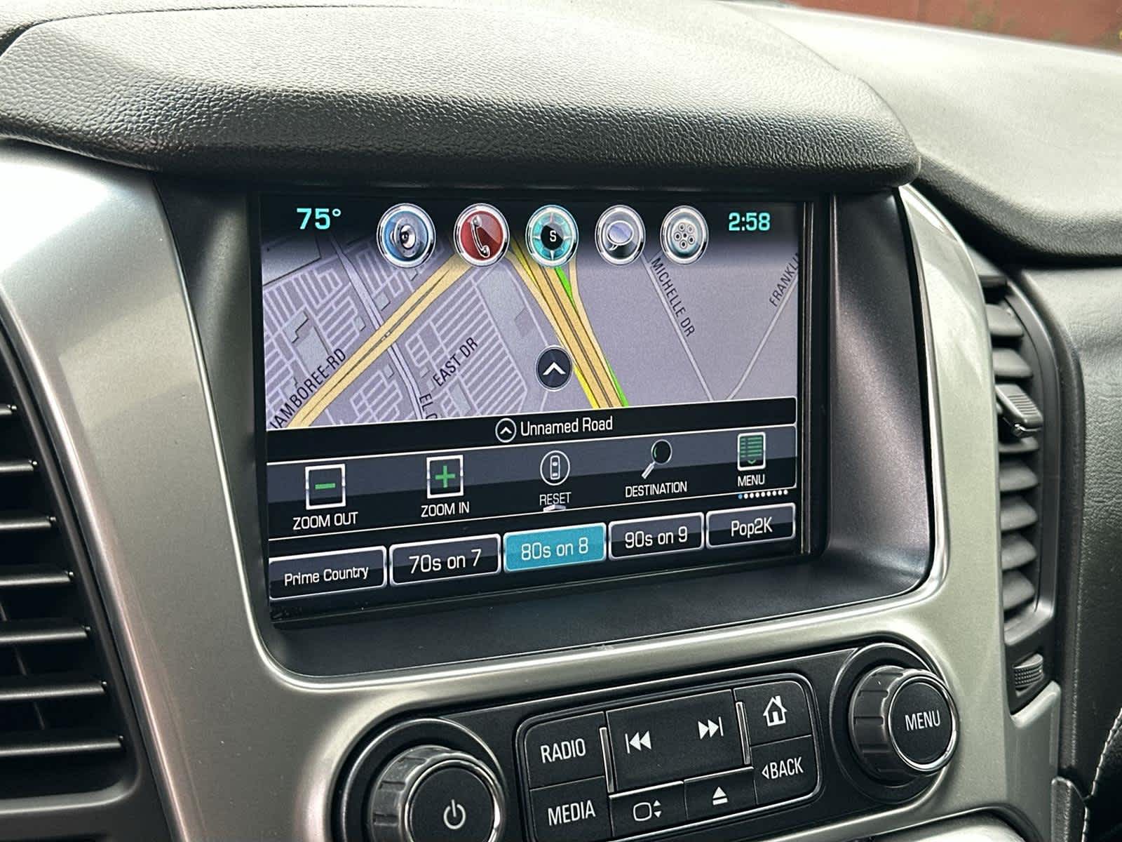 Thumbnail: 2016 Chevrolet Suburban - 17