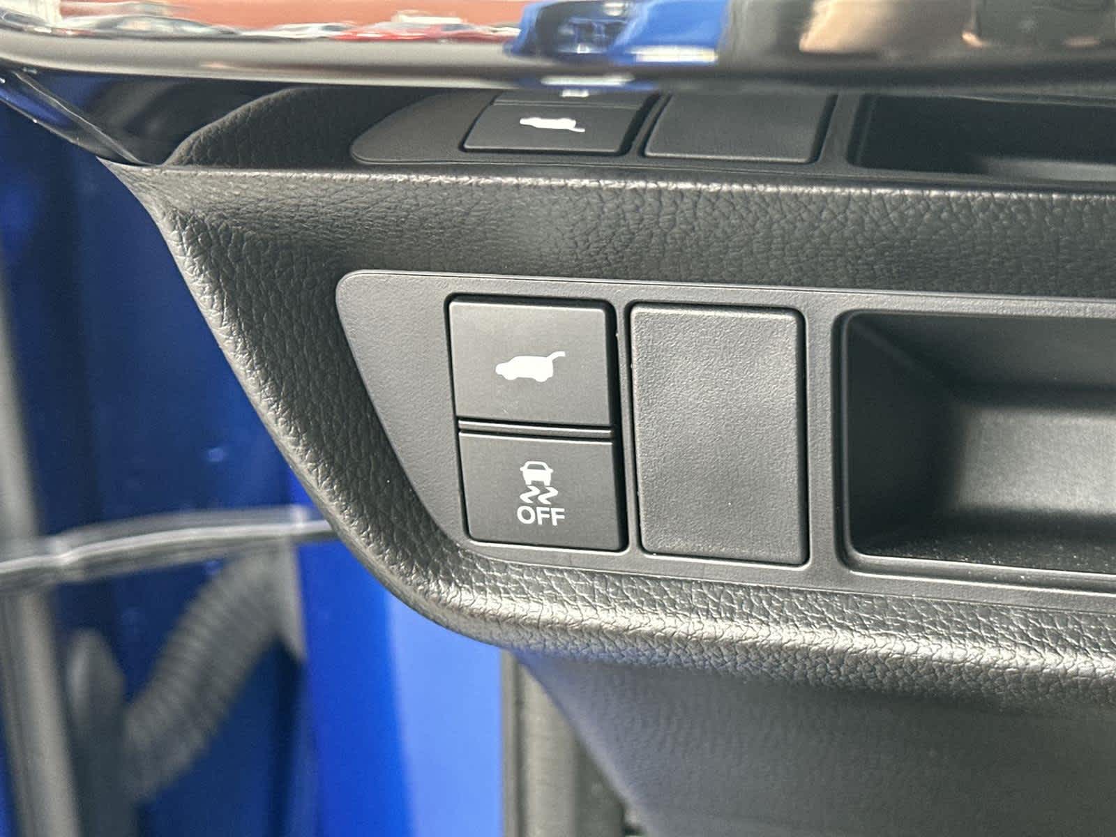 Thumbnail: 2025 Acura ADX - 30