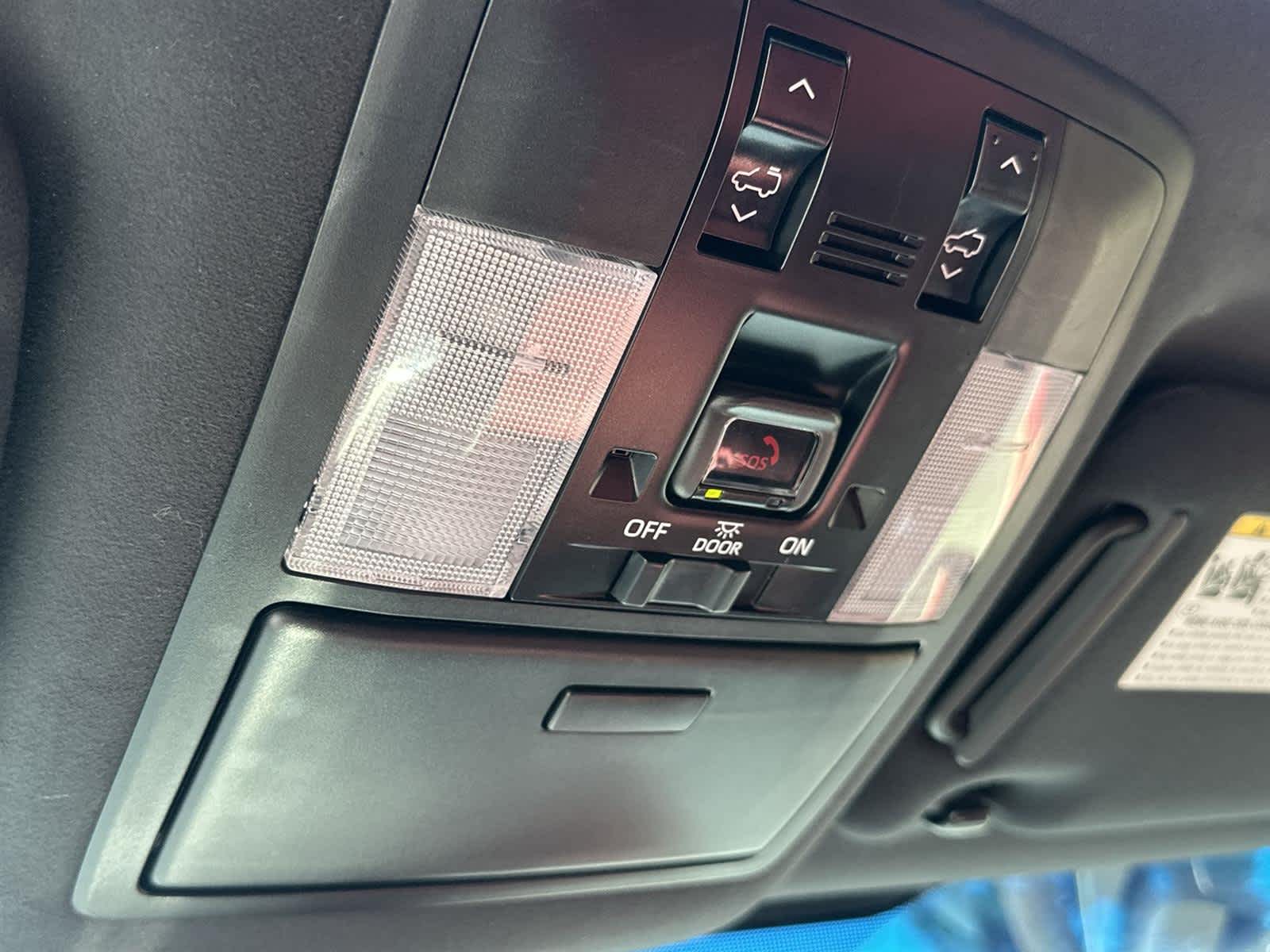 Thumbnail: 2022 Lexus GX - 30