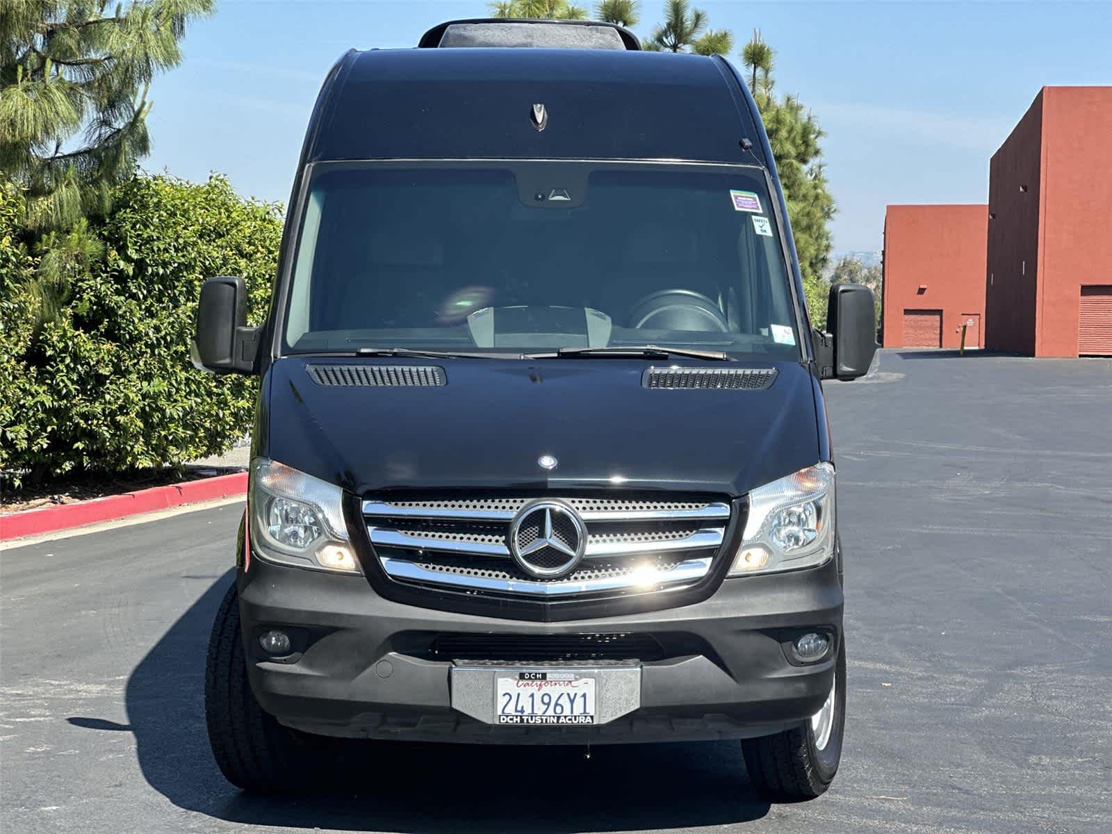 Thumbnail: 2015 Mercedes-Benz Sprinter - 6