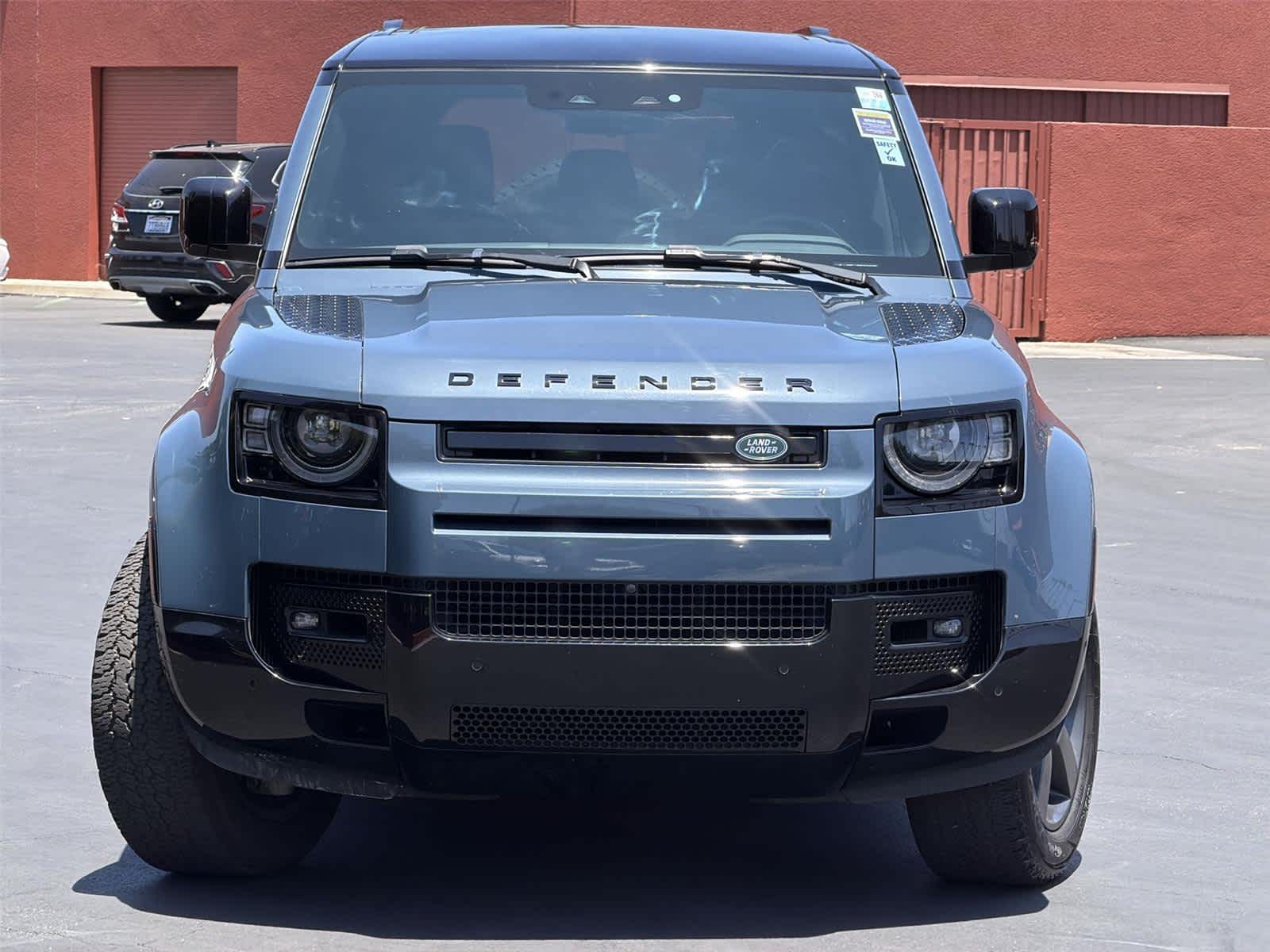 Thumbnail: 2024 Land Rover Defender - 6