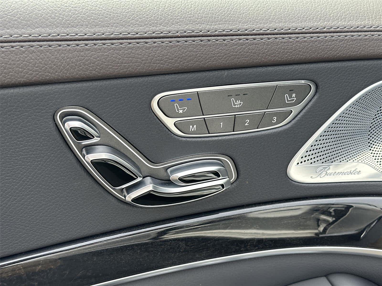 Thumbnail: 2020 Mercedes-Benz S-Class - 24