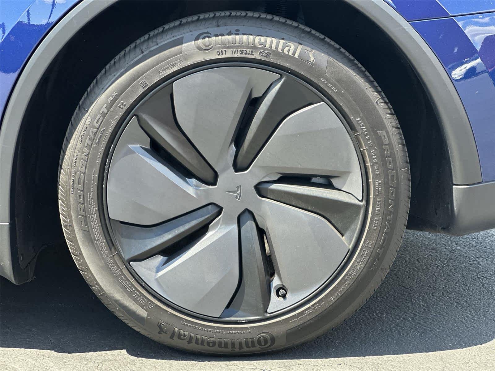 Thumbnail: 2026 Tesla Model Y - 8