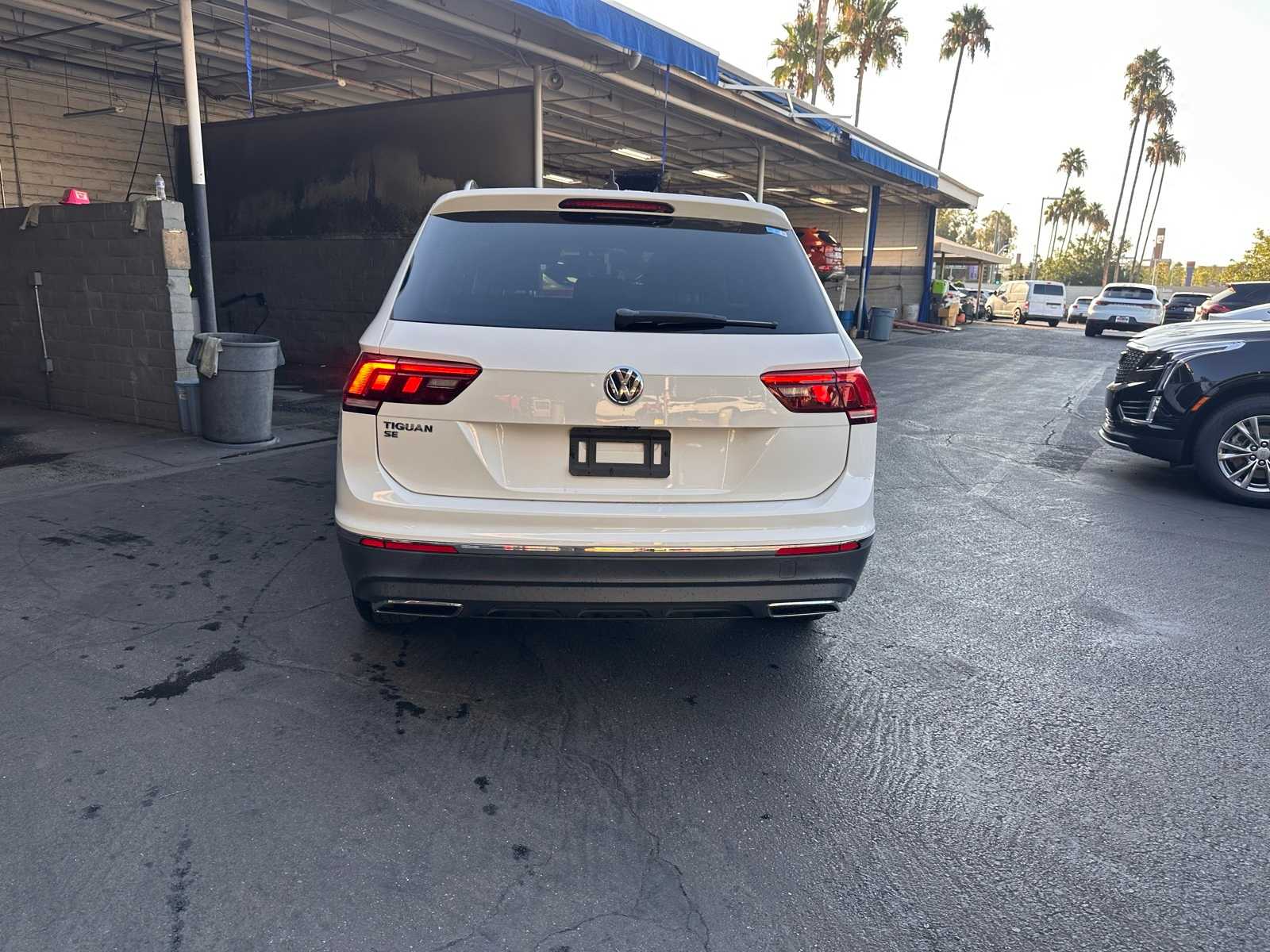 Thumbnail: 2021 Volkswagen Tiguan - 4