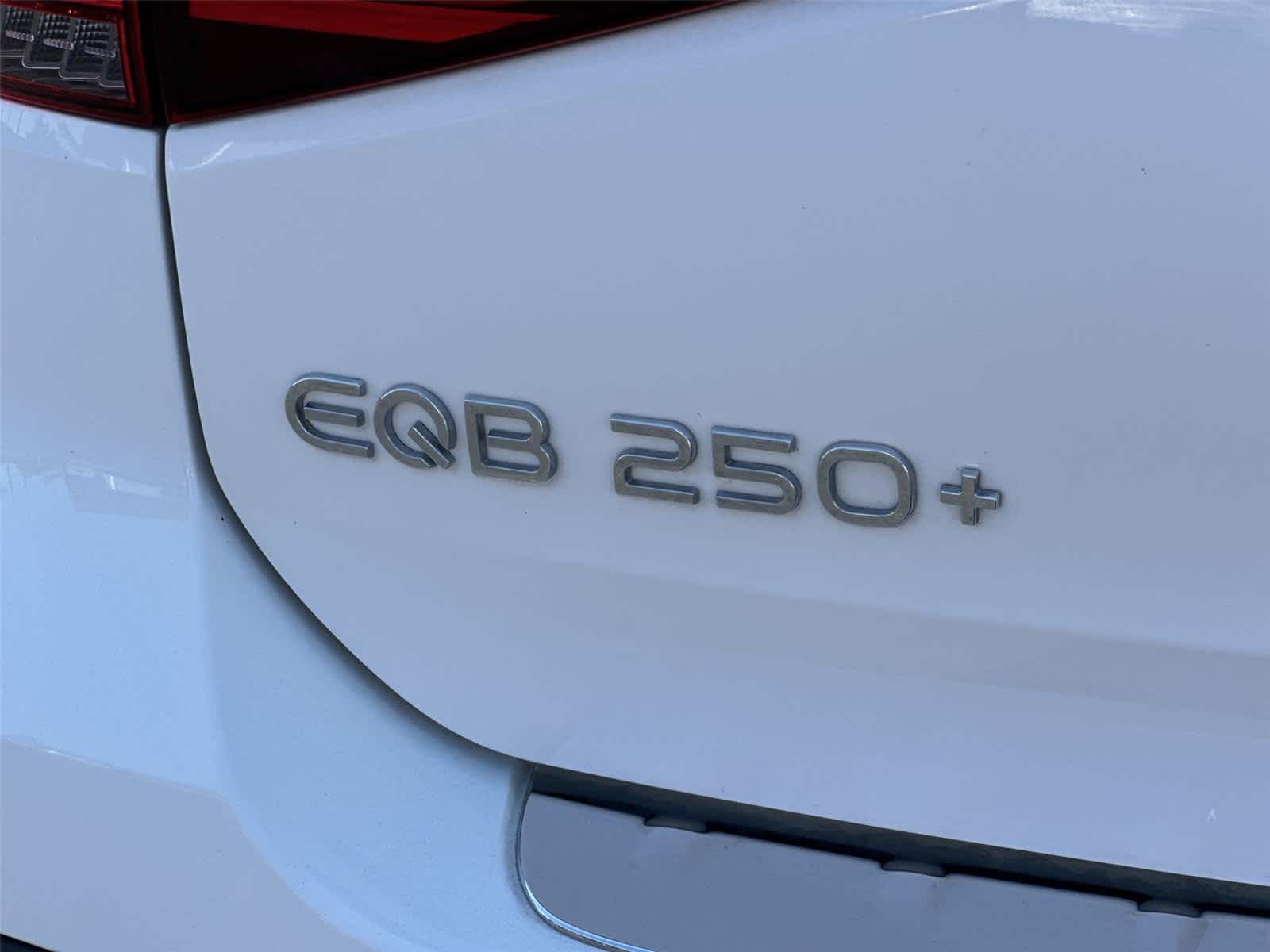 Thumbnail: 2023 Mercedes-Benz EQB - 7