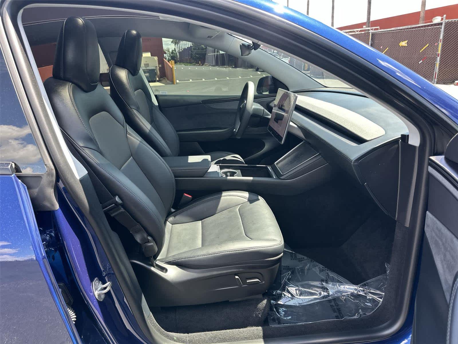 Thumbnail: 2026 Tesla Model Y - 14