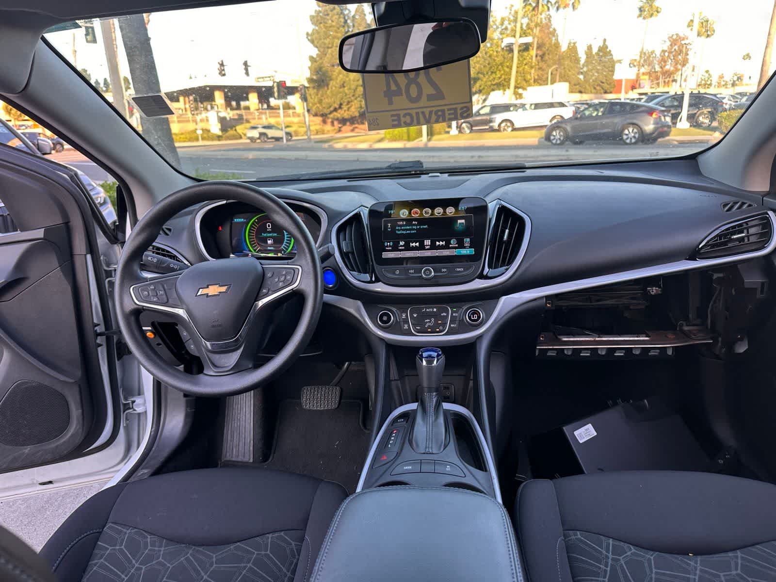 Thumbnail: 2018 Chevrolet Volt - 20