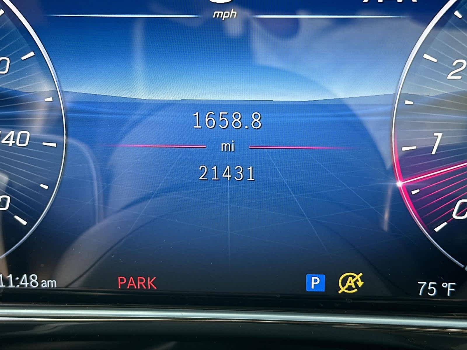 Thumbnail: 2024 Mercedes-Benz E-Class - 19