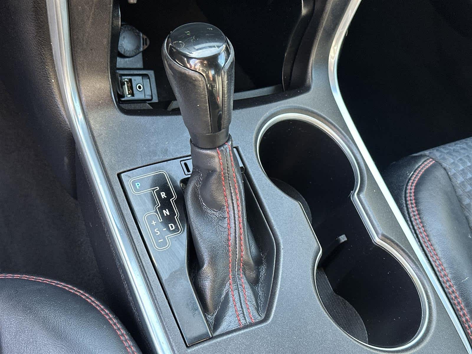 Thumbnail: 2015 Toyota Camry - 17