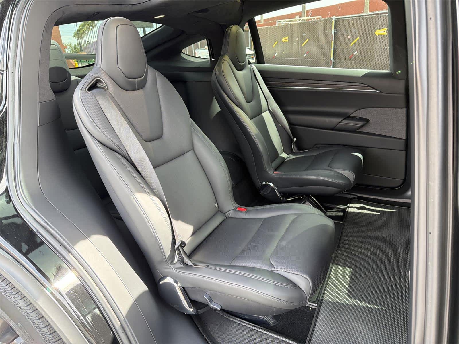Thumbnail: 2024 Tesla Model X - 14