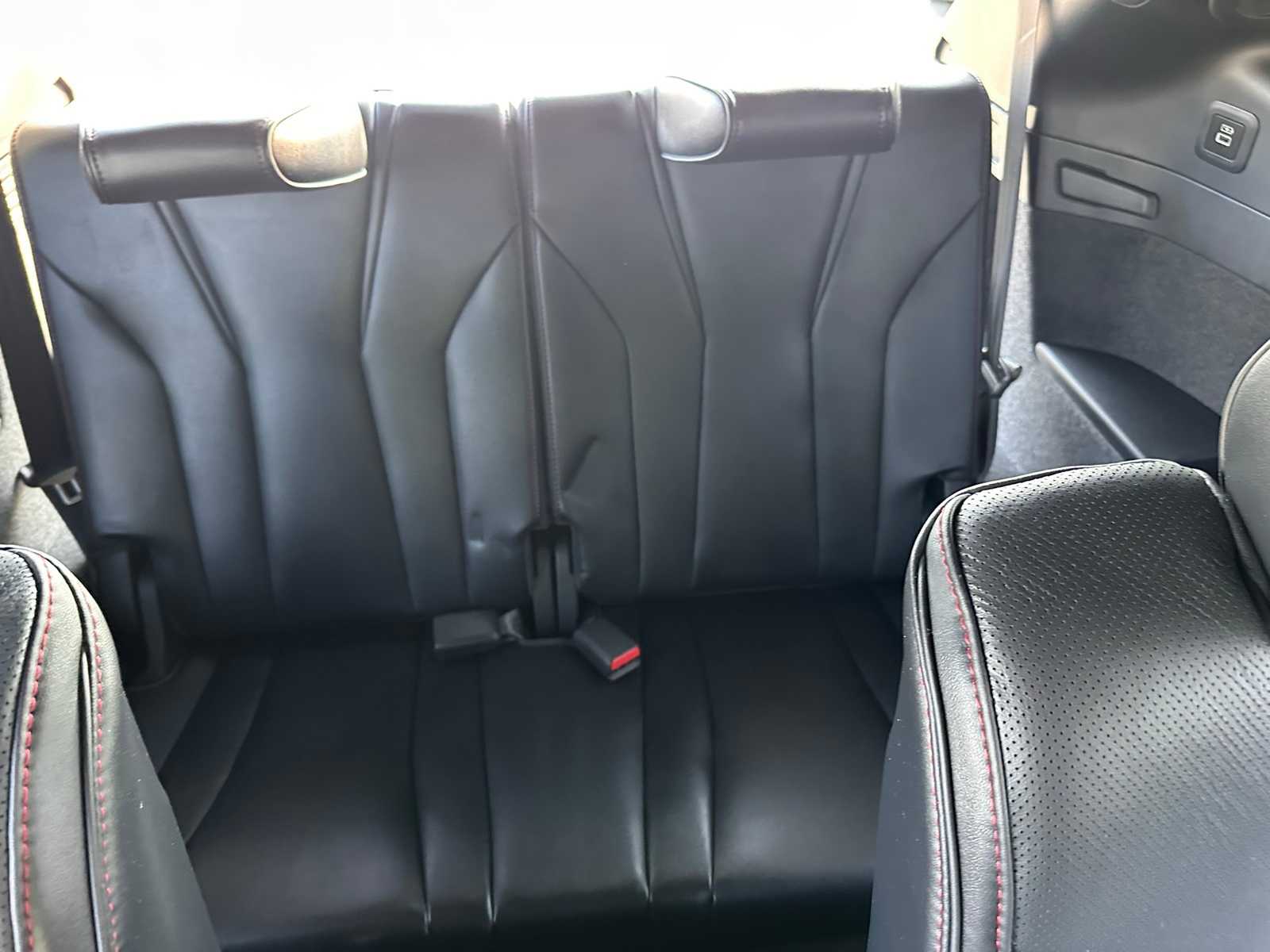 Thumbnail: 2022 Acura MDX - 14