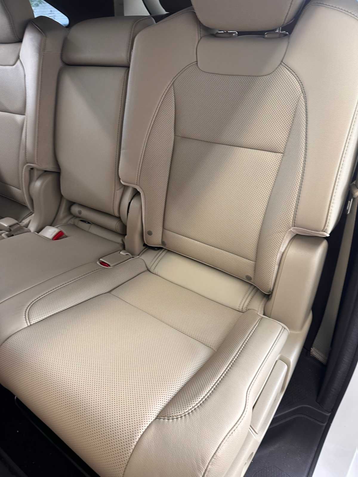 Thumbnail: 2020 Acura MDX - 12