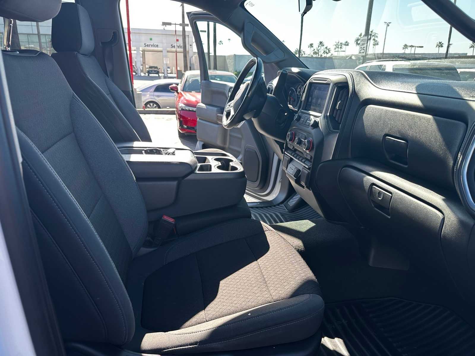 Thumbnail: 2021 Chevrolet Silverado 1500 - 17