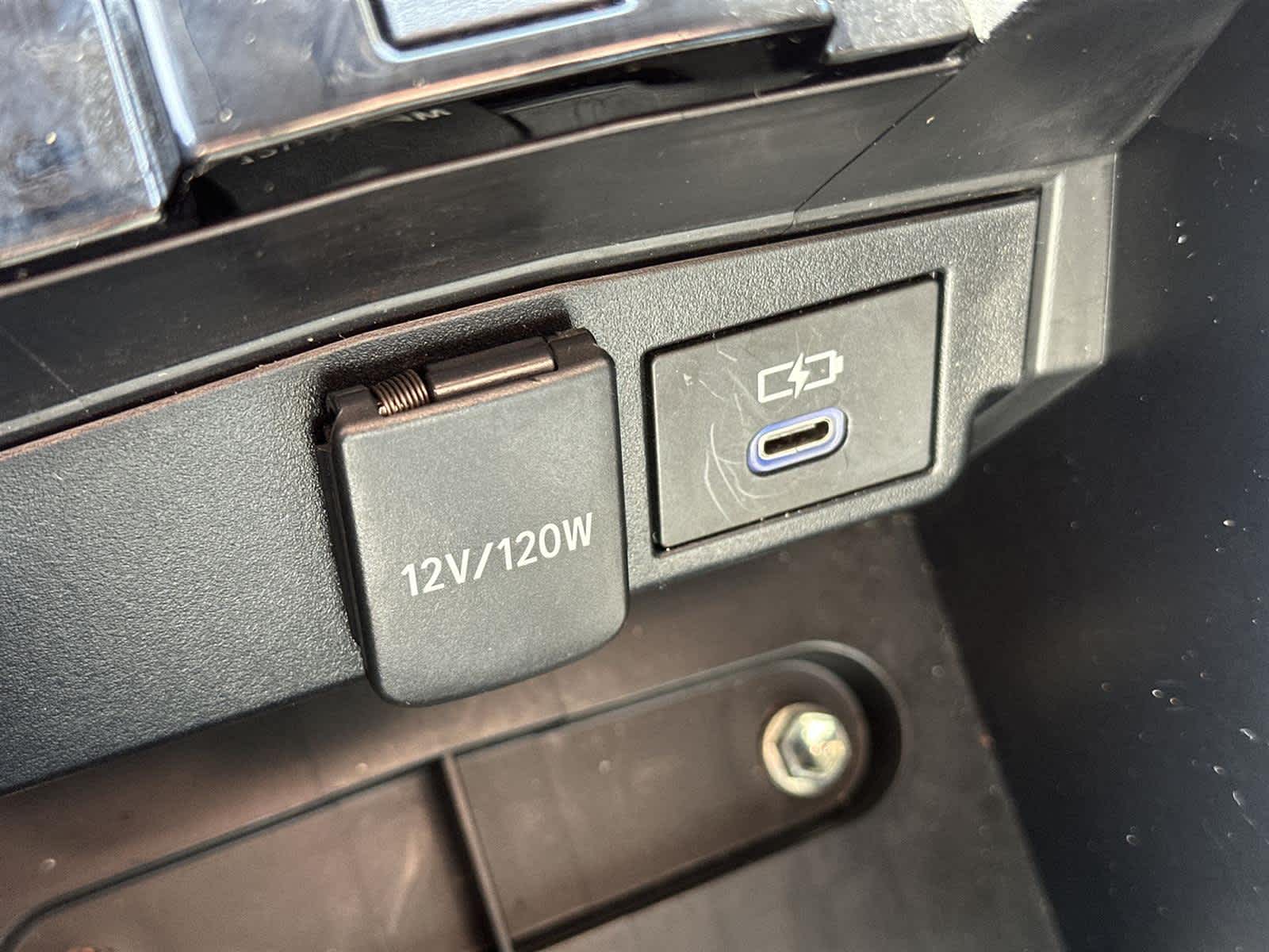 Thumbnail: 2022 Toyota Corolla - 31