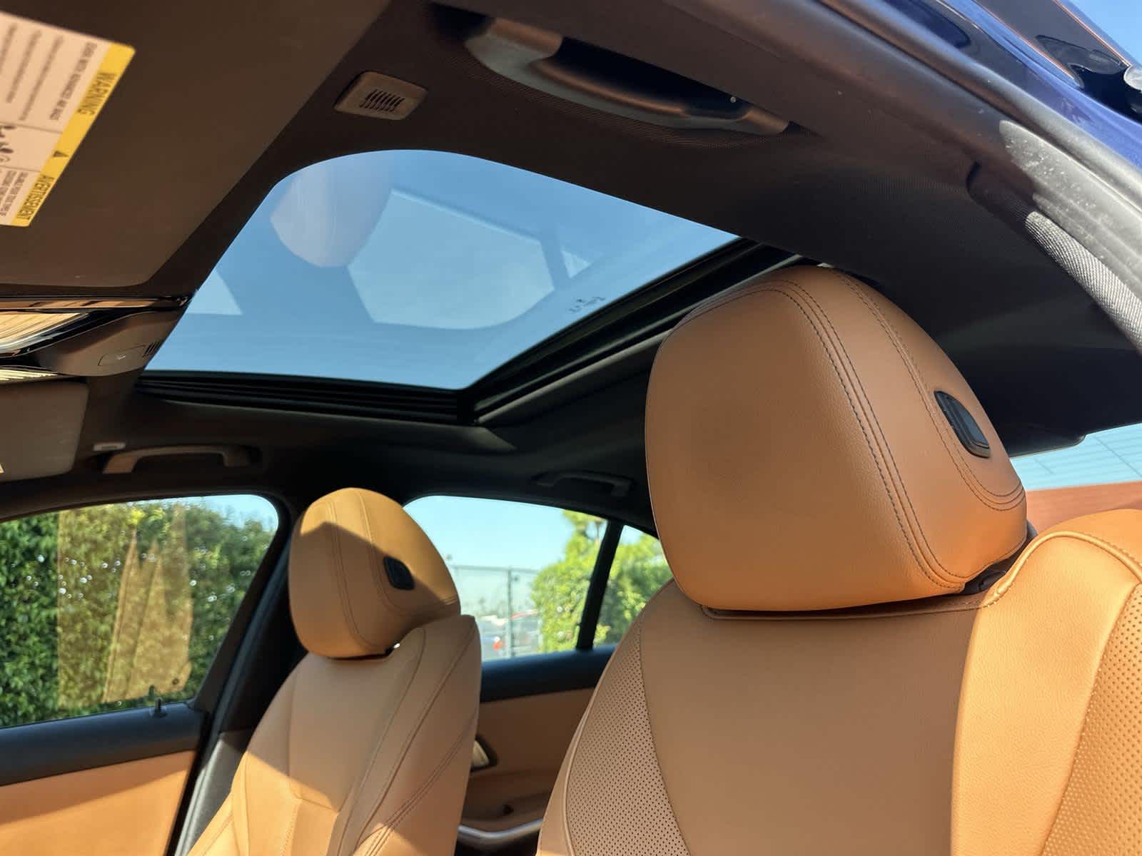 Thumbnail: 2023 BMW 3 Series - 32