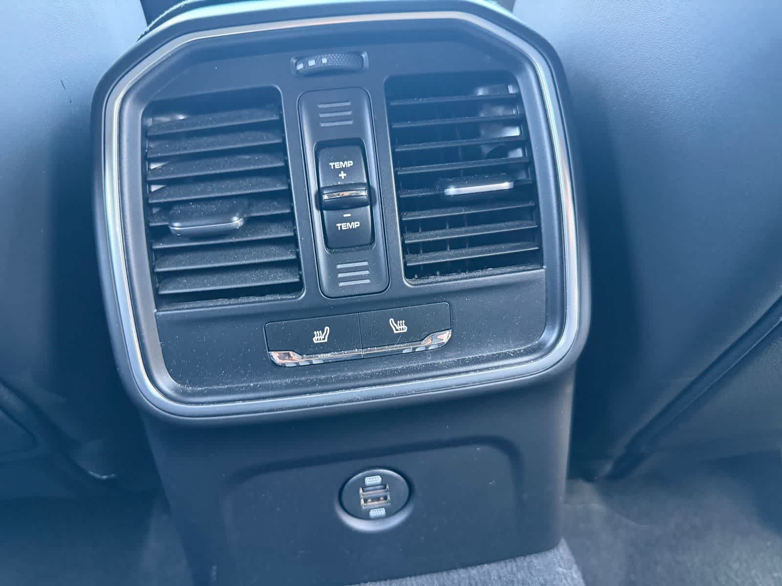 Thumbnail: 2018 Porsche Macan - 19