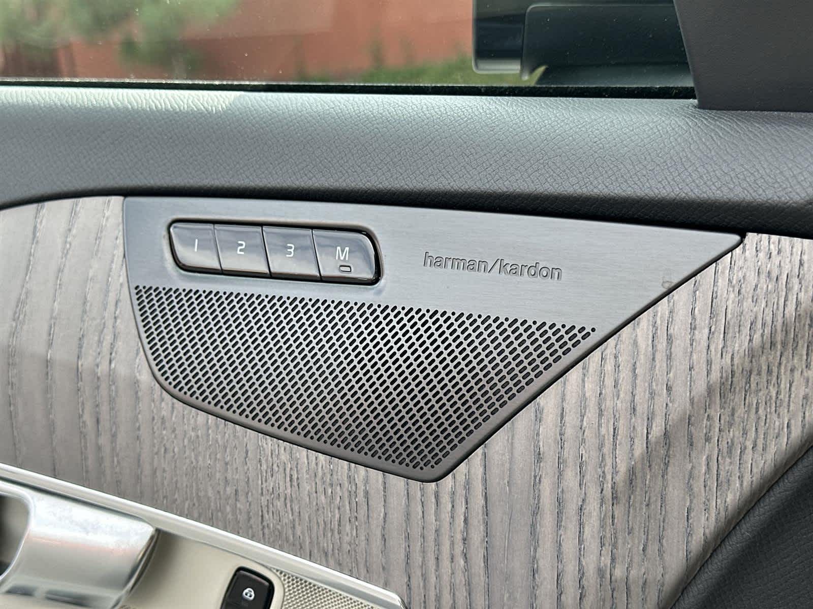 Thumbnail: 2023 Volvo XC90 - 29