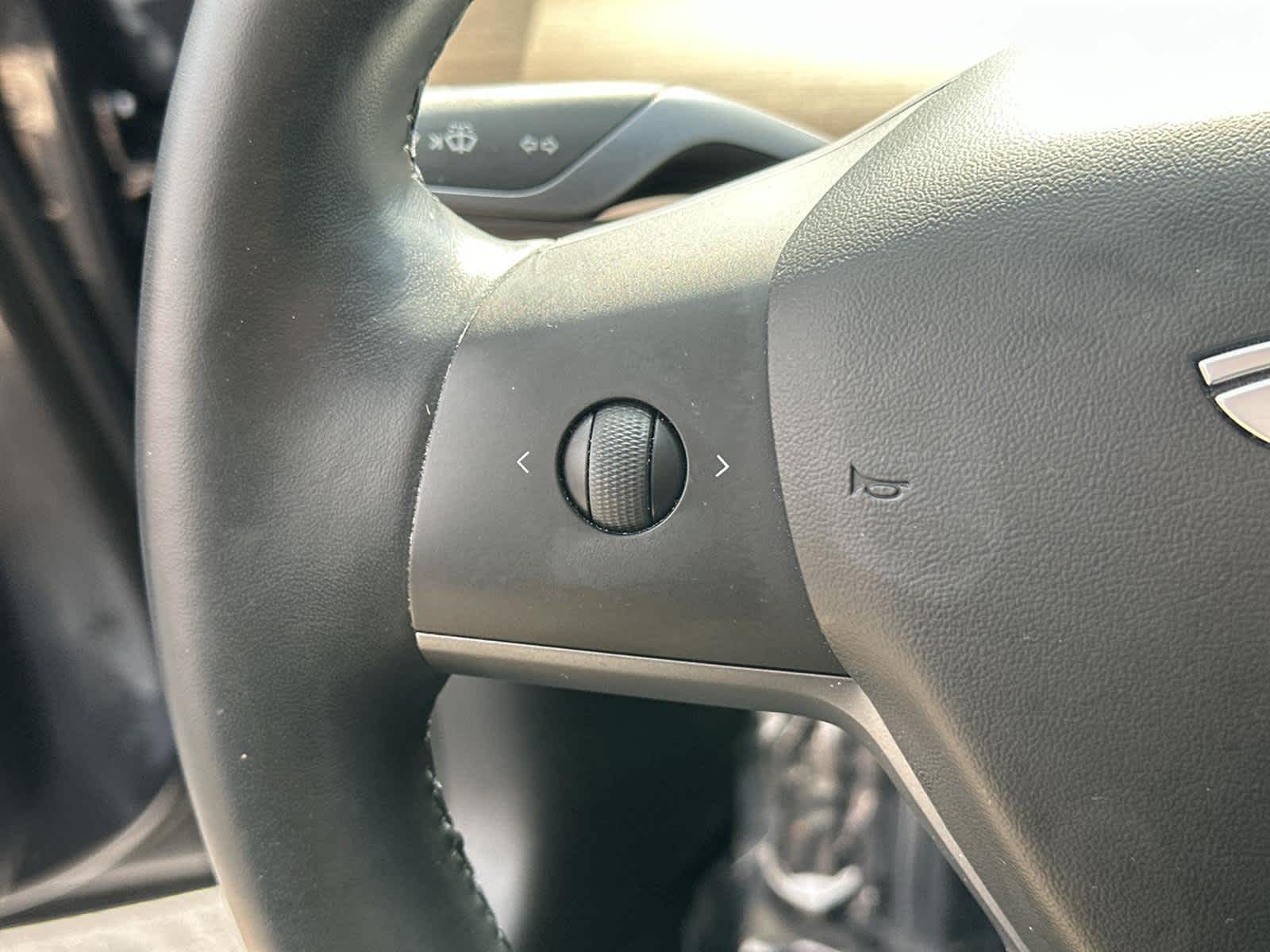 Thumbnail: 2019 Tesla Model 3 - 24