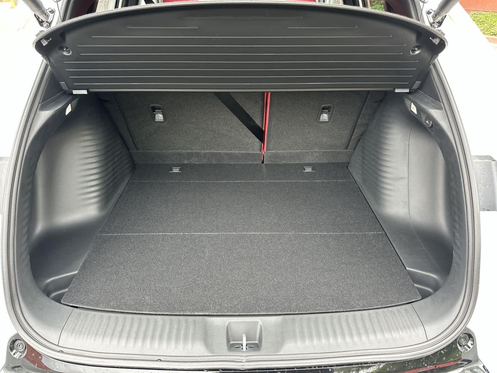 Thumbnail: 2025 Acura ADX - 19