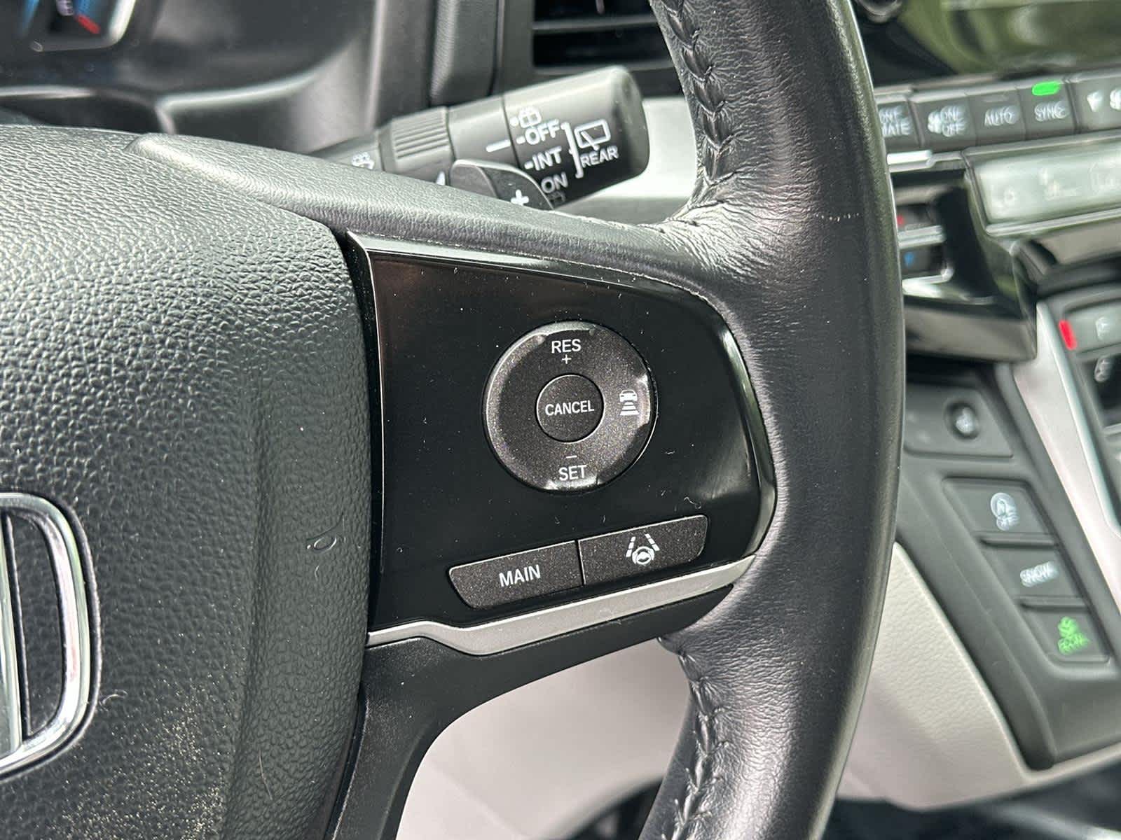 Thumbnail: 2020 Honda Odyssey - 24