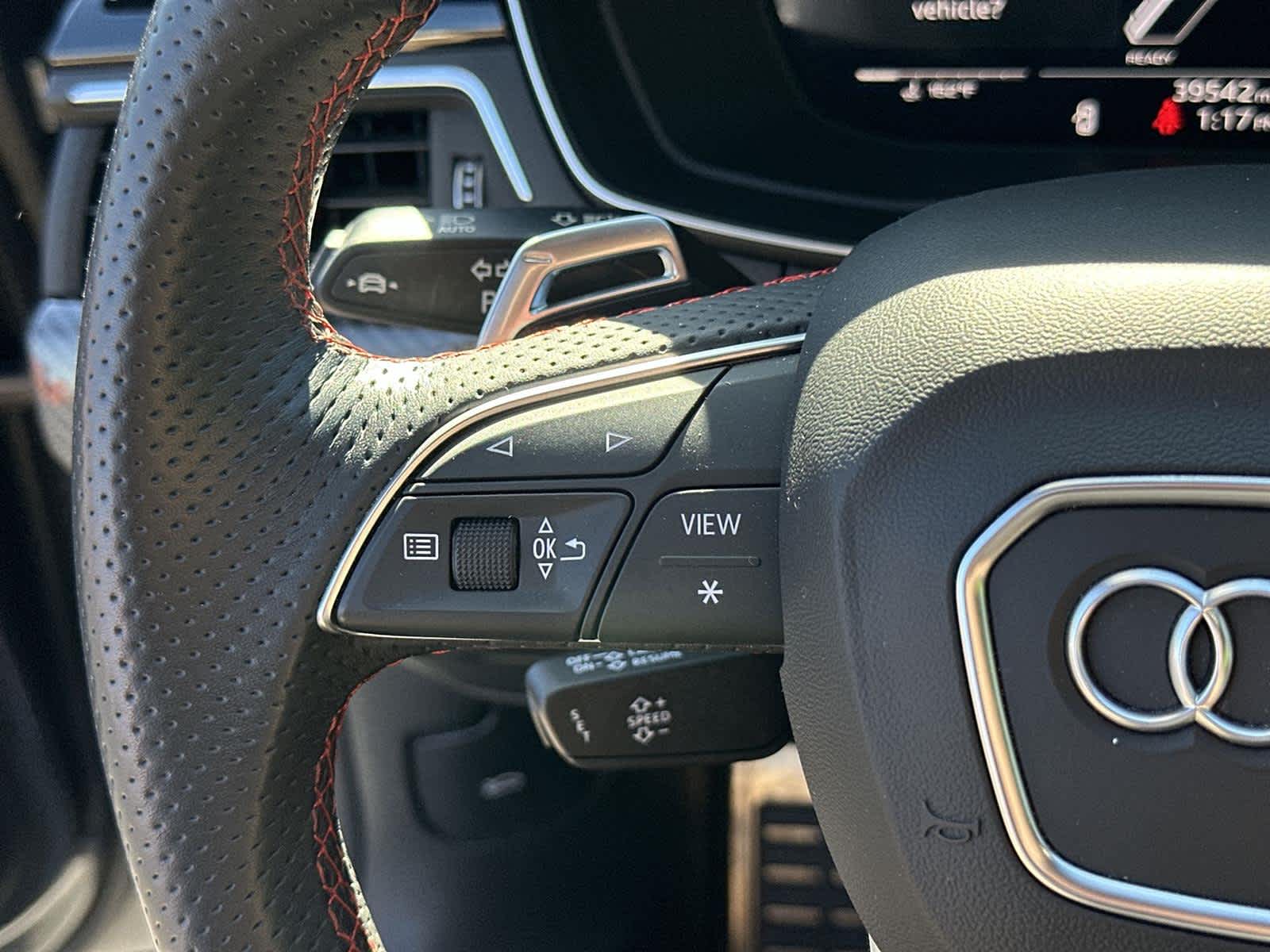 Thumbnail: 2023 Audi RS 5 - 23