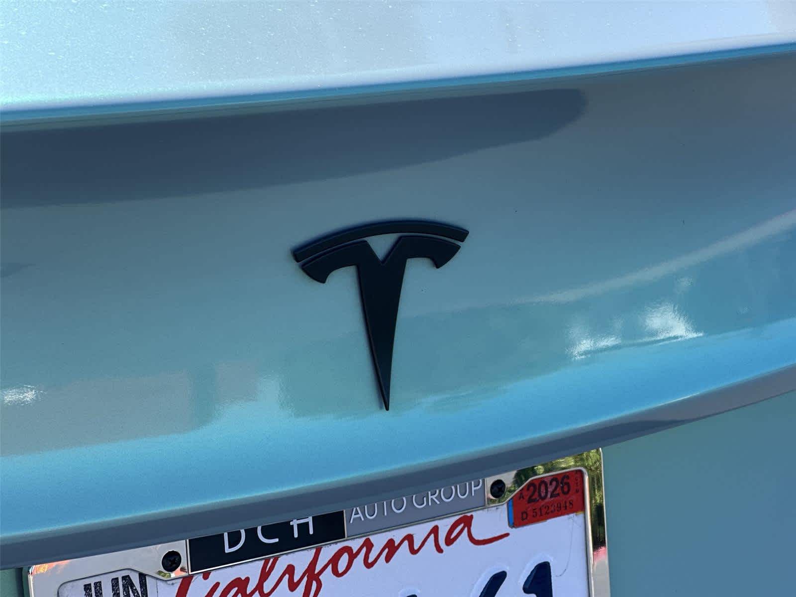 Thumbnail: 2022 Tesla Model 3 - 7