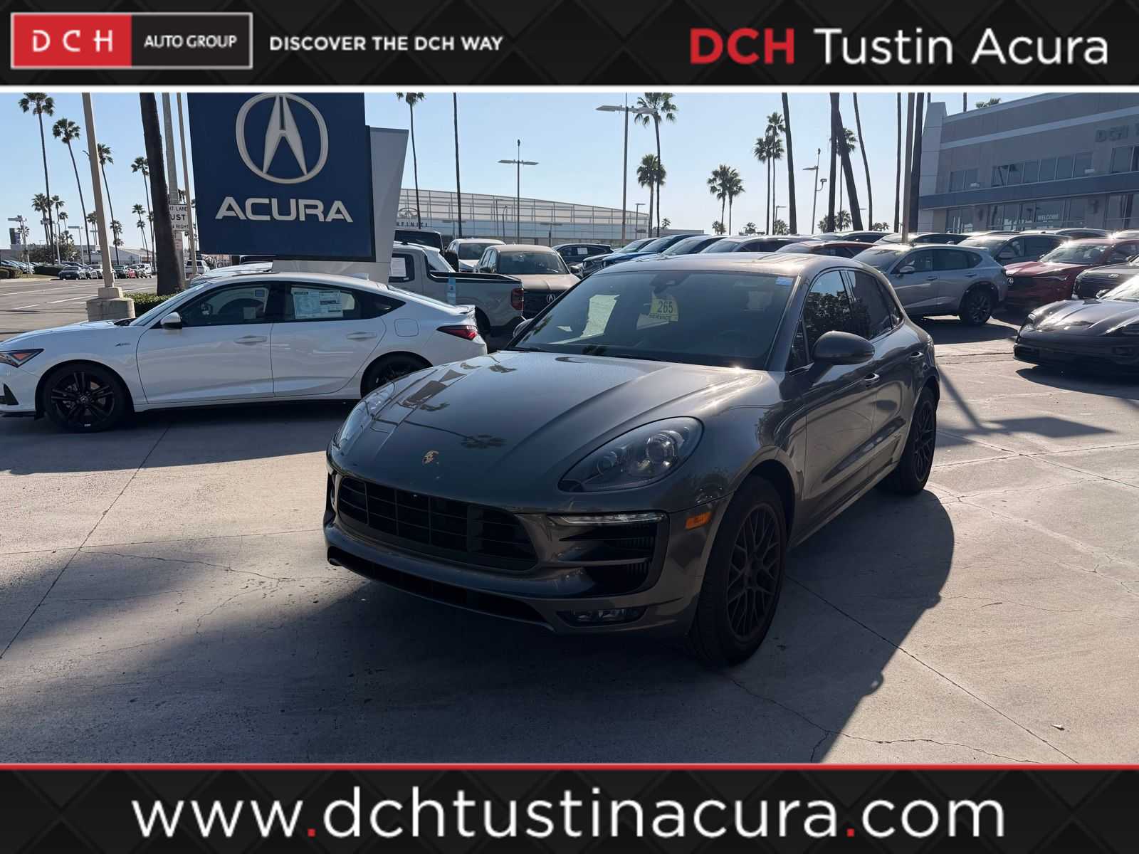 Thumbnail: 2018 Porsche Macan - 1