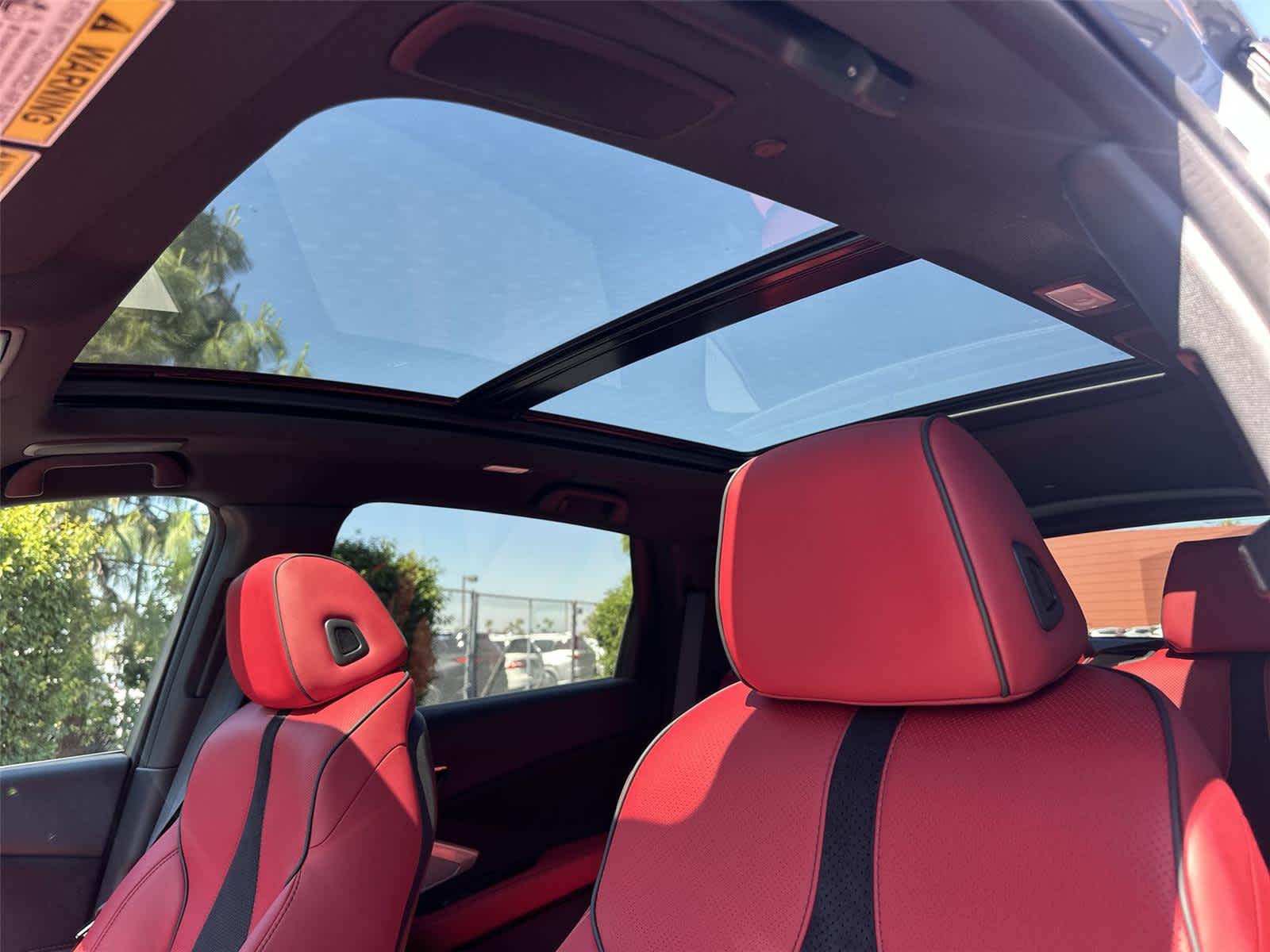 Thumbnail: 2026 Acura RDX - 32