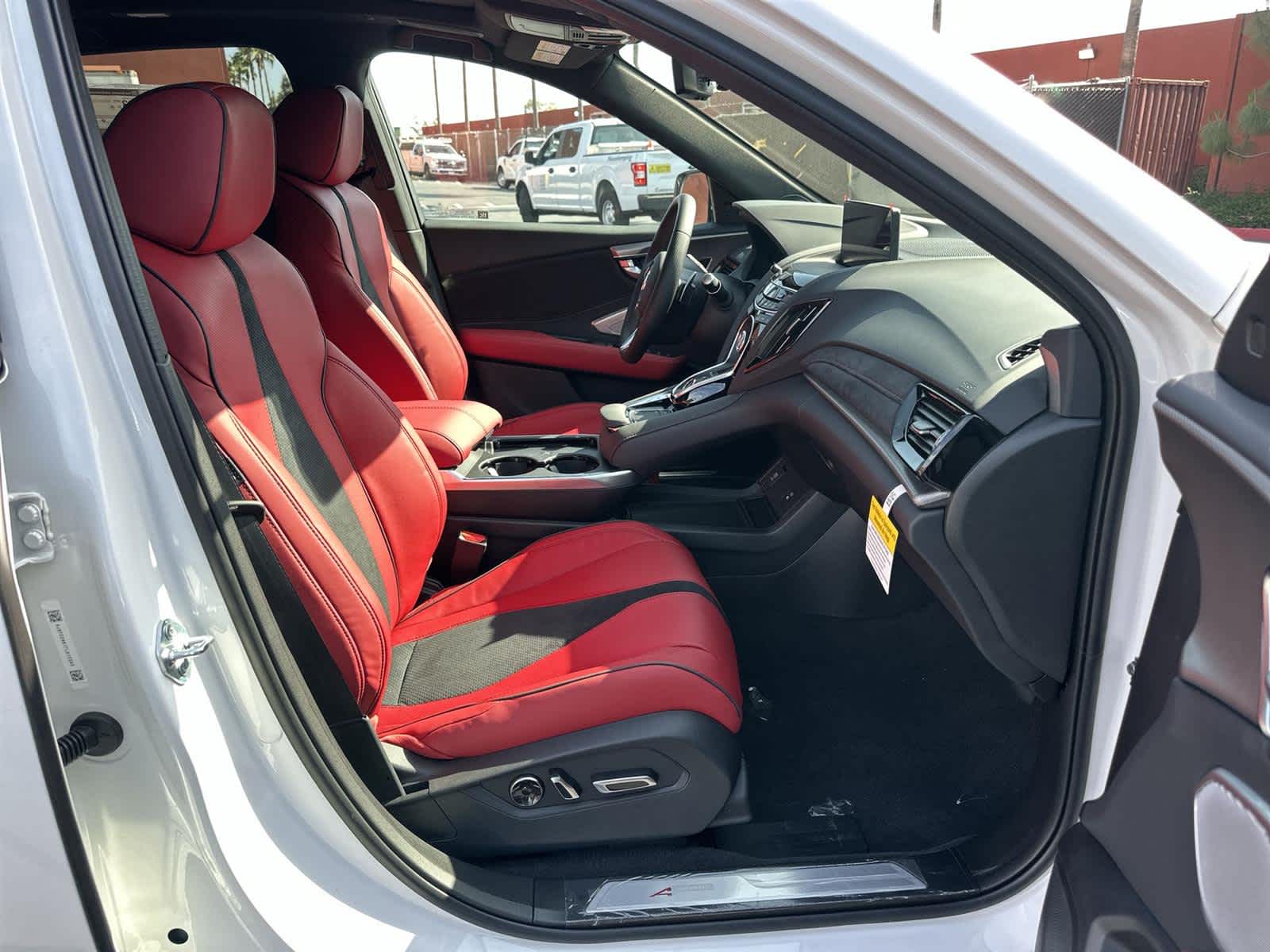 Thumbnail: 2026 Acura RDX - 14