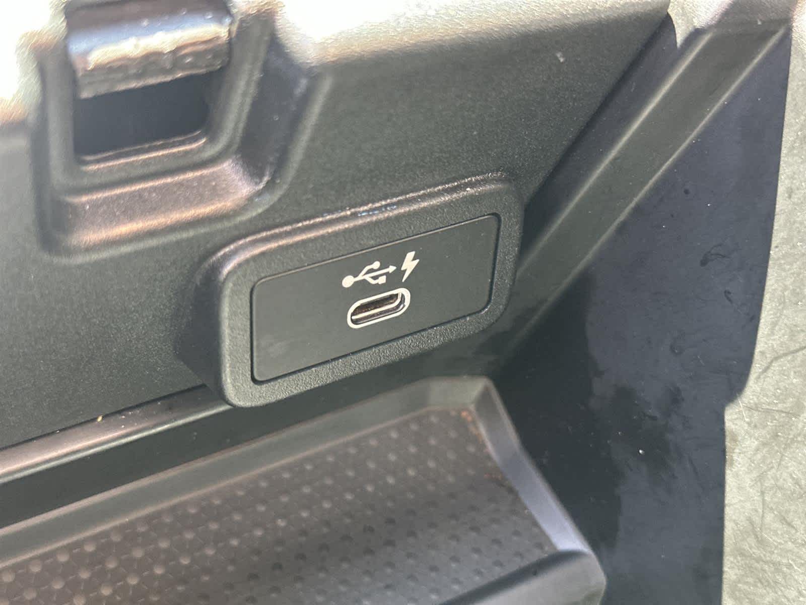 Thumbnail: 2022 BMW 3 Series - 30