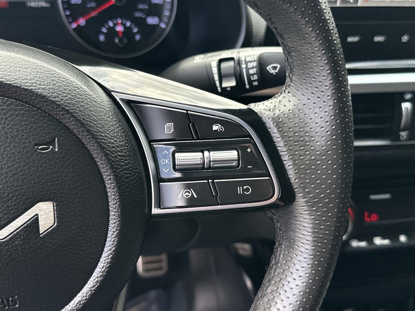 Thumbnail: 2023 Kia Forte - 25