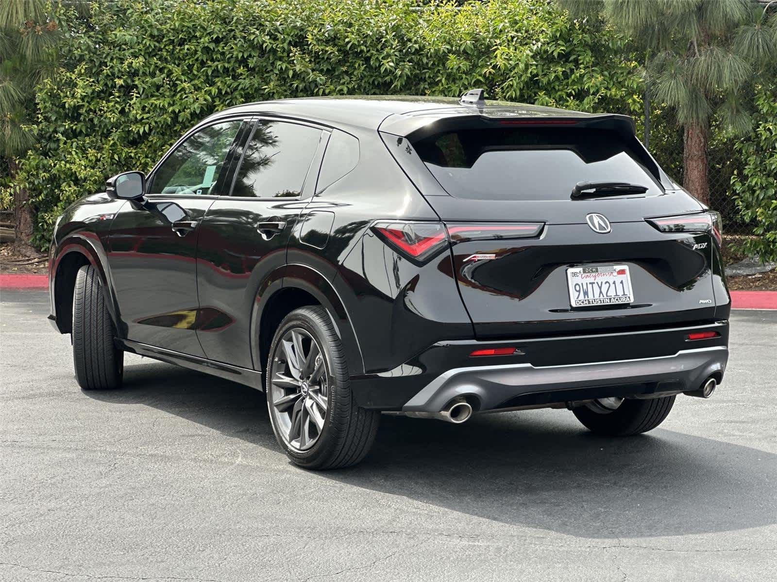 Thumbnail: 2025 Acura ADX - 4